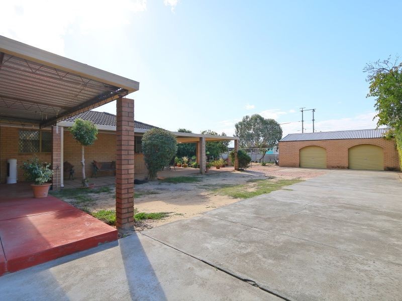102 Wheatley Street, Gosnells WA 6110