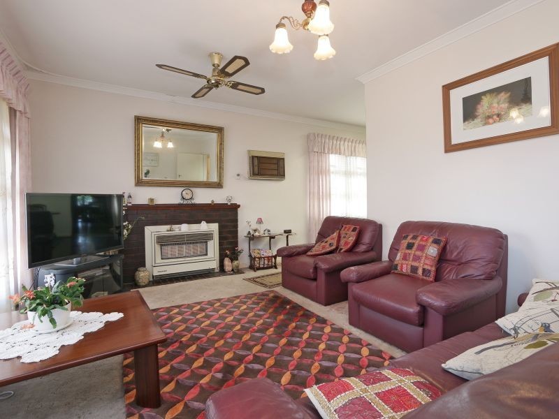 102 Wheatley Street, Gosnells WA 6110