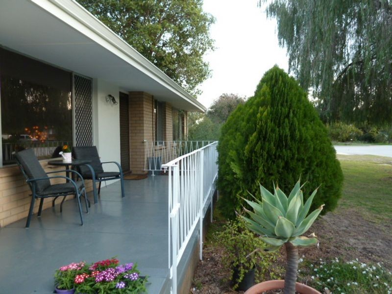 142 Attfield Street, Maddington WA 6109