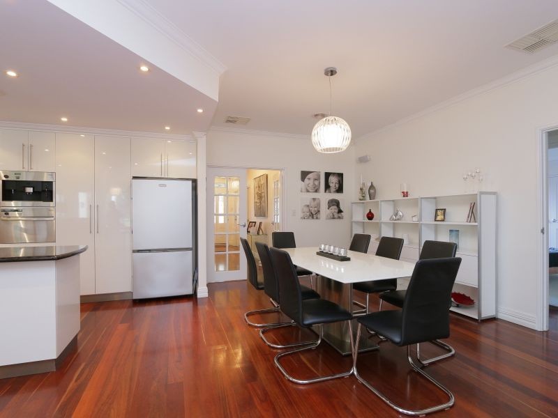 23 Rufford Lane, Canning Vale WA 6155