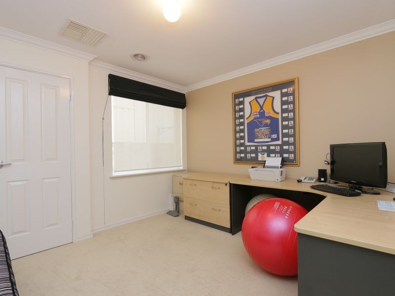 23 Rufford Lane, Canning Vale WA 6155