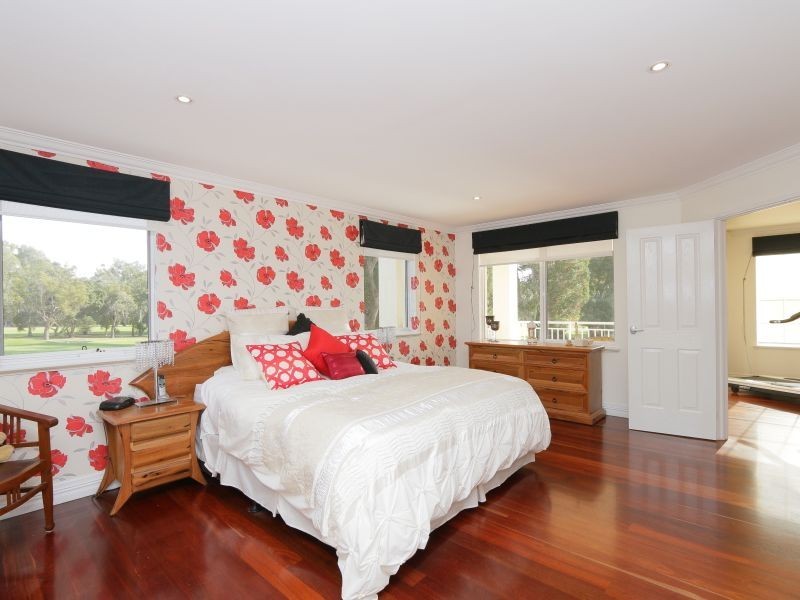 23 Rufford Lane, Canning Vale WA 6155