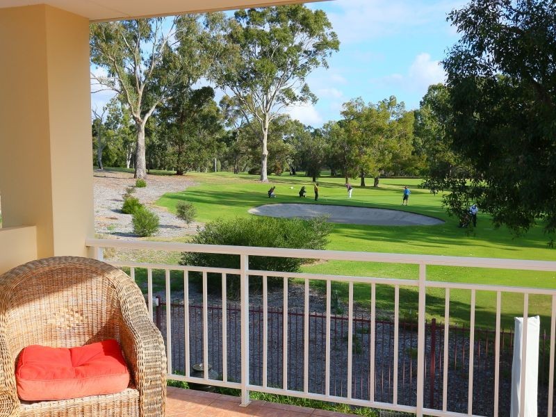 23 Rufford Lane, Canning Vale WA 6155