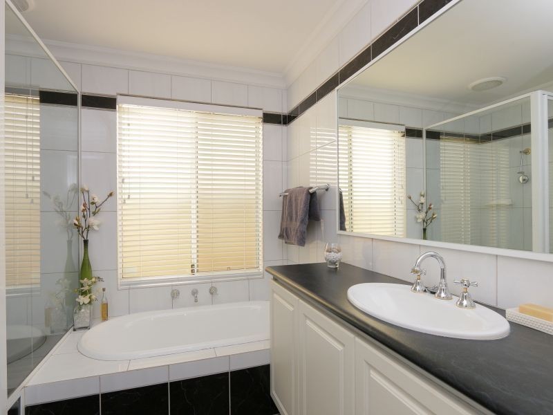 23 Rufford Lane, Canning Vale WA 6155