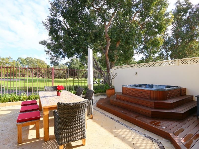 23 Rufford Lane, Canning Vale WA 6155