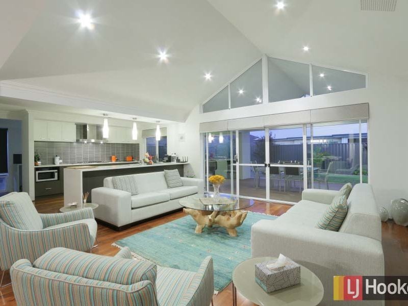 18 Whitehorse Drive, Harrisdale WA 6112