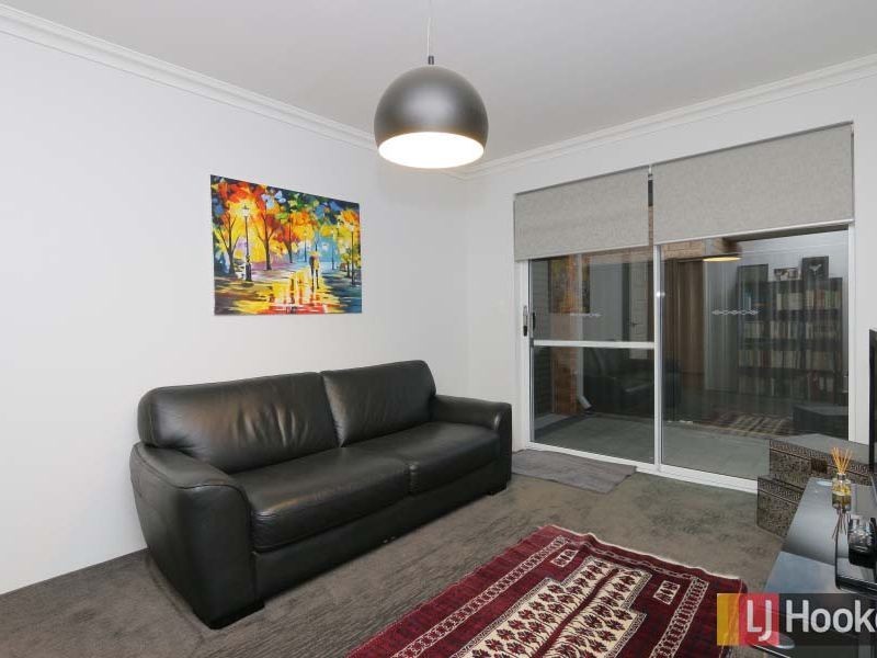 18 Whitehorse Drive, Harrisdale WA 6112