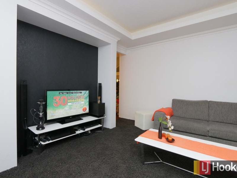 18 Whitehorse Drive, Harrisdale WA 6112