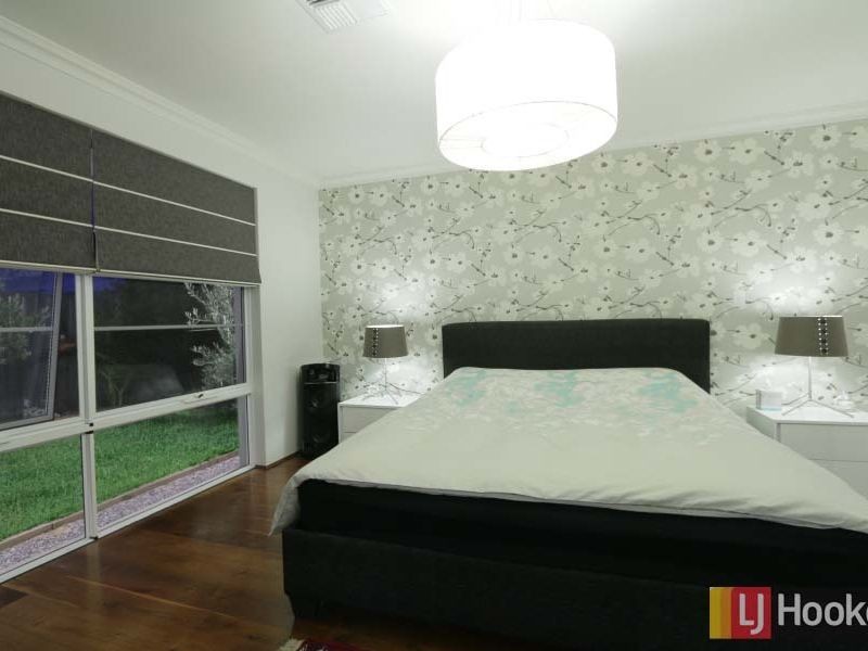 18 Whitehorse Drive, Harrisdale WA 6112