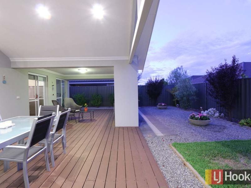 18 Whitehorse Drive, Harrisdale WA 6112