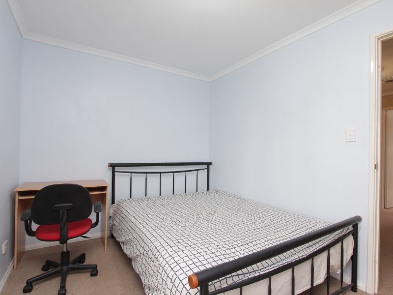 2 Emery Cove, Gosnells WA 6110