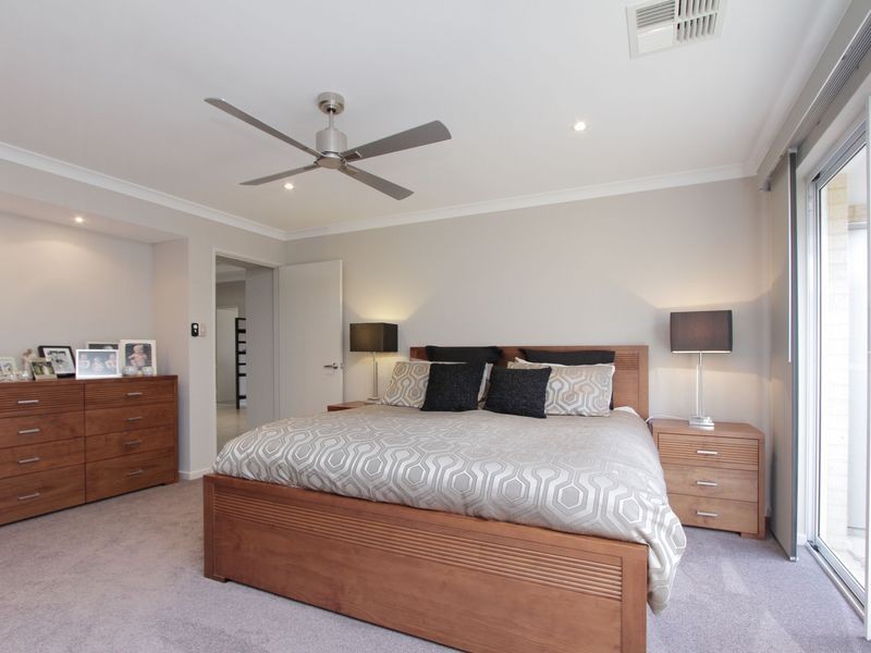 11 Rothery Loop, Piara Waters WA 6112