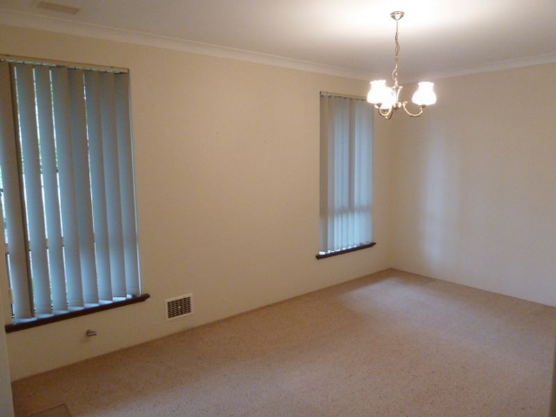 18 Curlewis Street, Huntingdale WA 6110