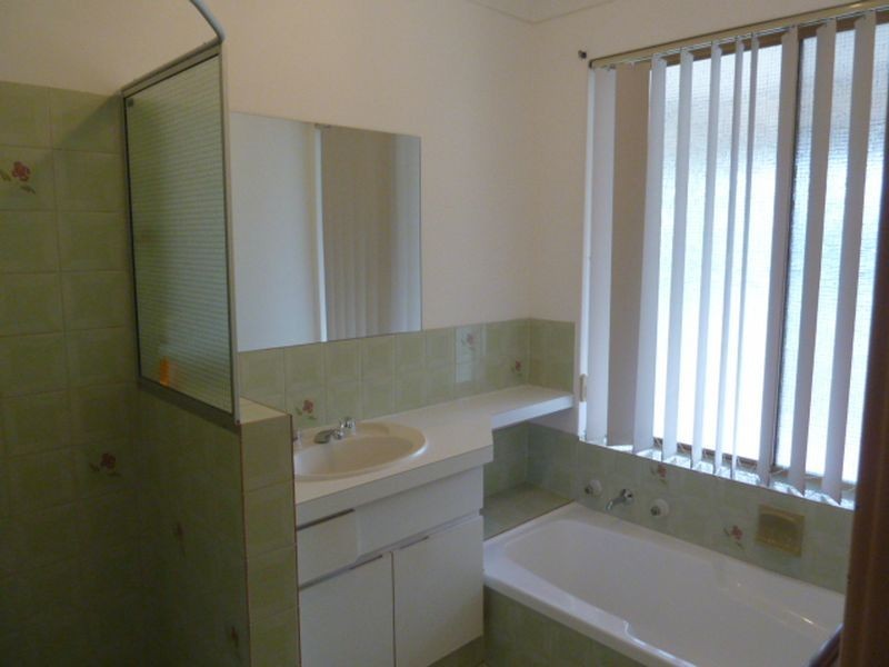 18 Curlewis Street, Huntingdale WA 6110