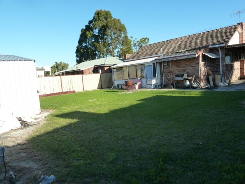 308 Spencer Road, Thornlie WA 6108