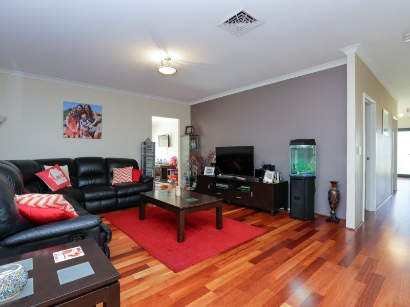 17 Daleford Way, Southern River WA 6110