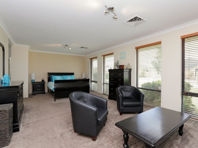 17 Daleford Way, Southern River WA 6110