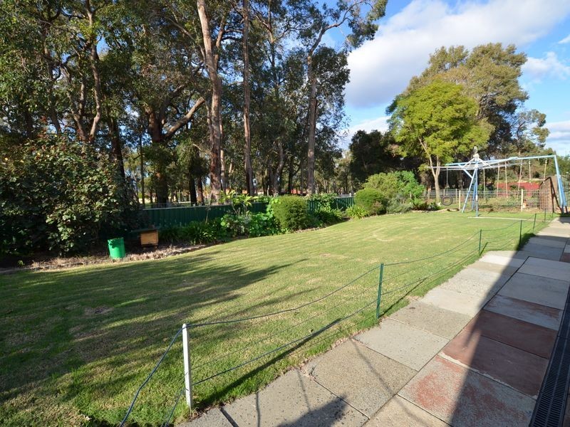 8 Ningaloo Way, Thornlie WA 6108