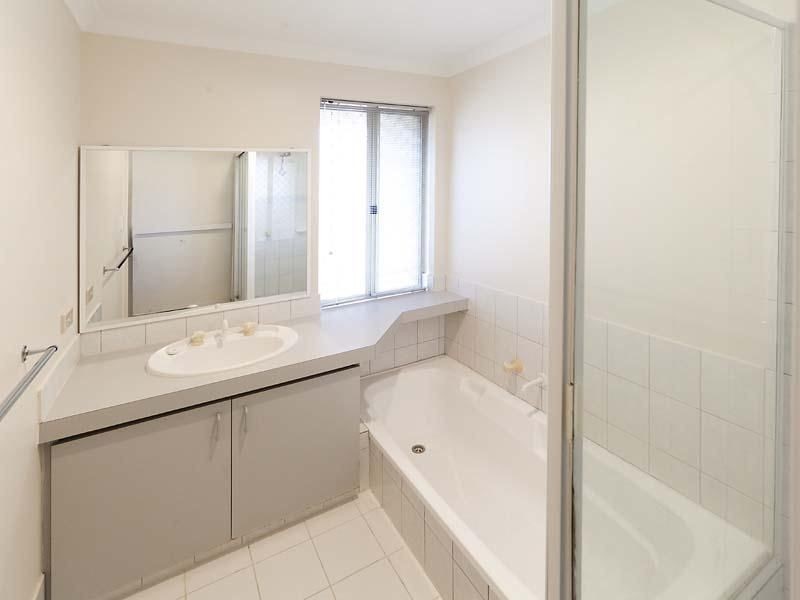 Unit 7/39 Spring Road, Thornlie WA 6108