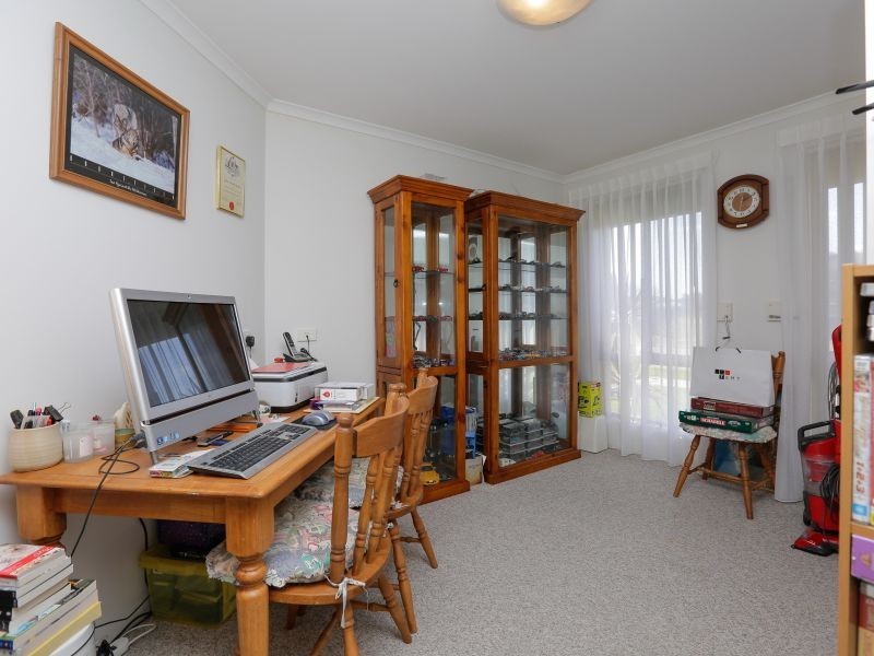 33 Elizabeth Street, East Cannington WA 6107