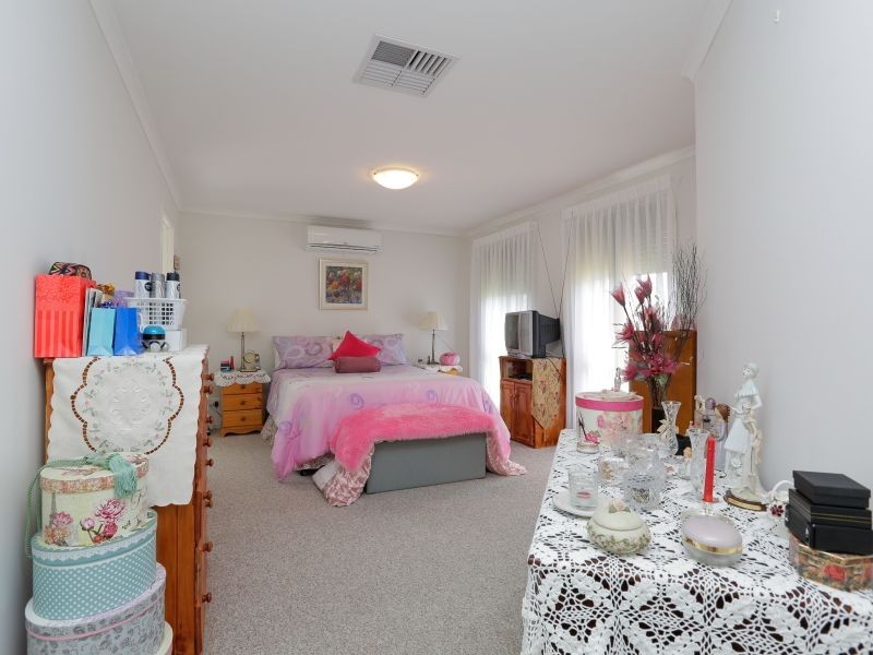 33 Elizabeth Street, East Cannington WA 6107