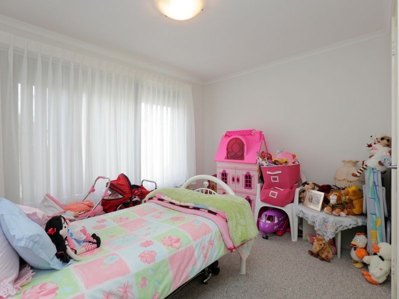 33 Elizabeth Street, East Cannington WA 6107