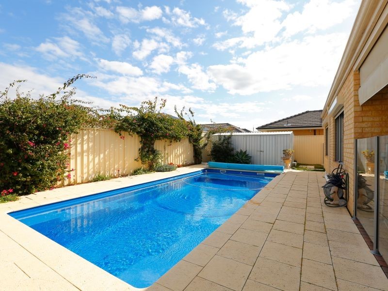 33 Elizabeth Street, East Cannington WA 6107