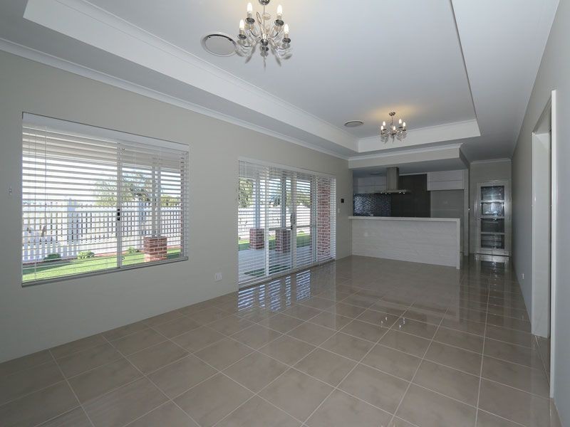 39 Katrine Parade, Canning Vale WA 6155
