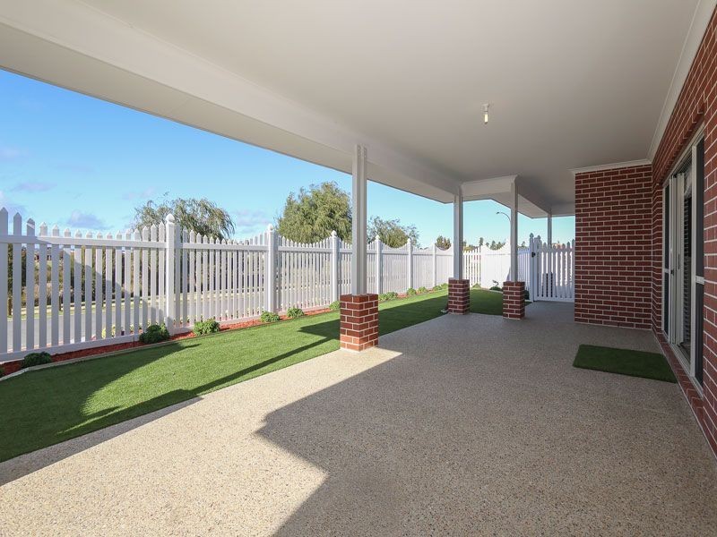 39 Katrine Parade, Canning Vale WA 6155