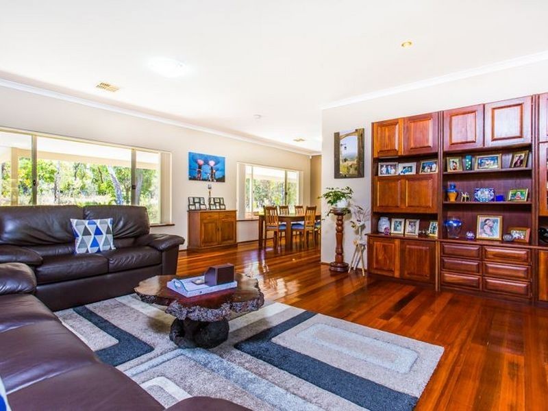 19 Lill Place, Anketell WA 6167