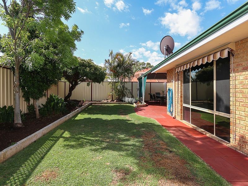 29 Redheart Drive, Thornlie WA 6108