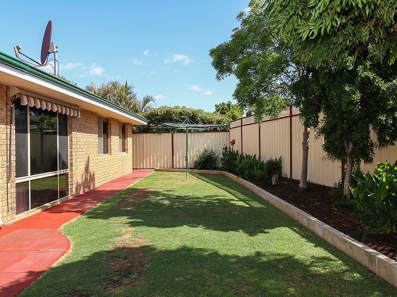 29 Redheart Drive, Thornlie WA 6108