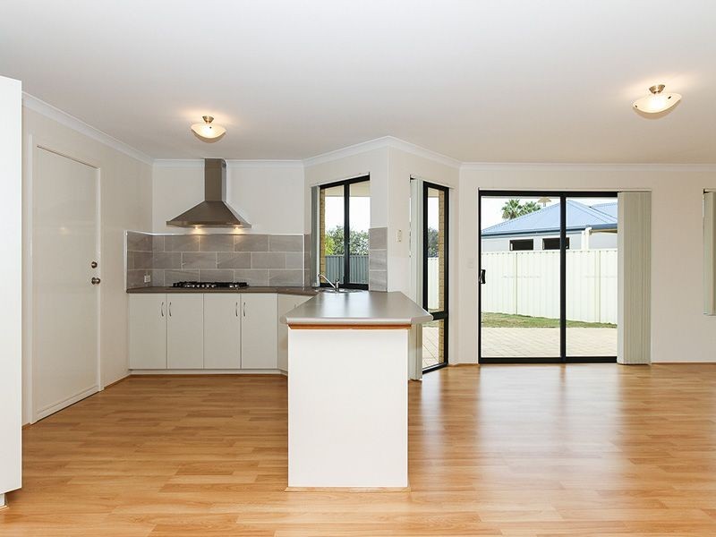 54 Warrida Way, Maddington WA 6109