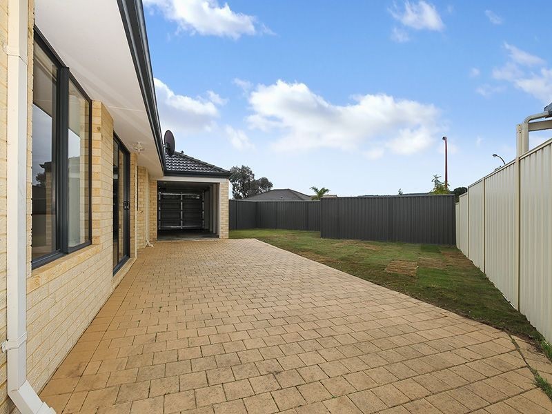 54 Warrida Way, Maddington WA 6109