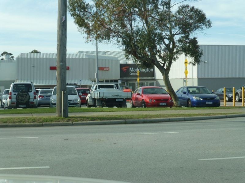 37 Kawana Avenue, Maddington WA 6109