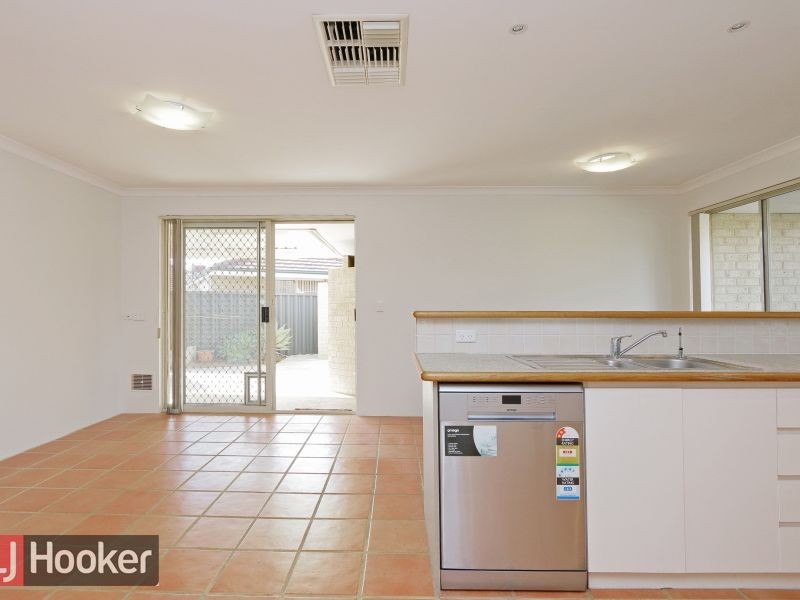 9A Tea Tree Way, Thornlie WA 6108