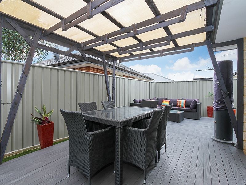 5 Astrolabe Way, Swan View WA 6056