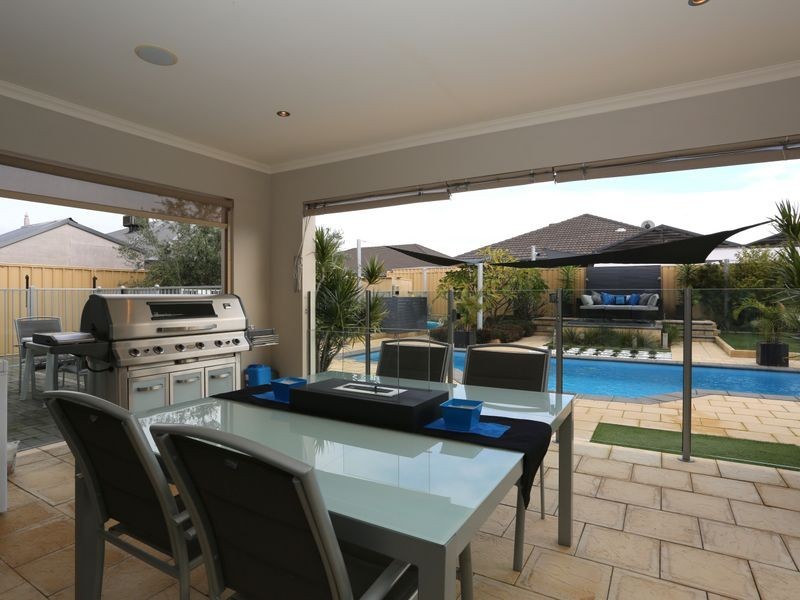 49 Cromarty Garden, Canning Vale WA 6155