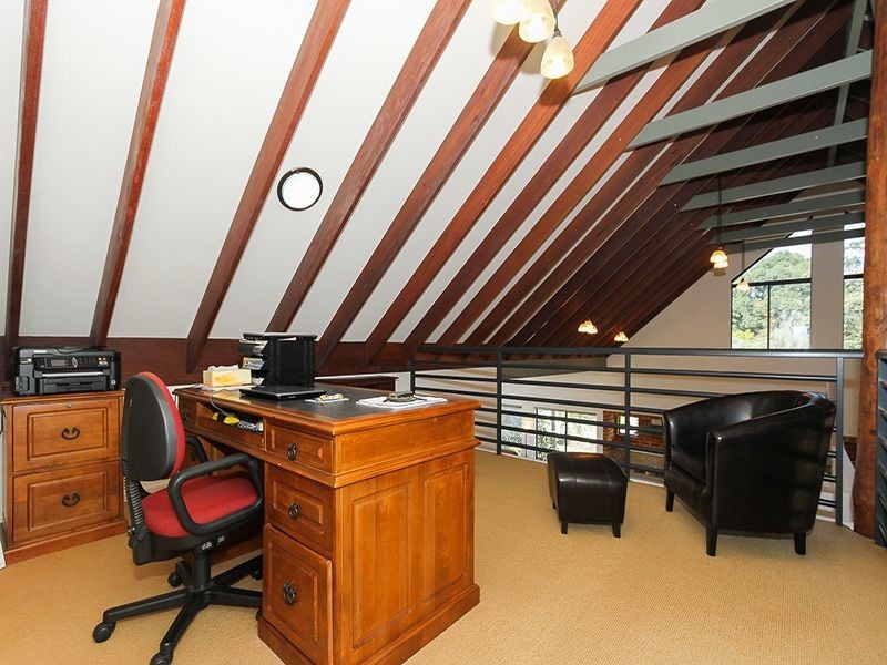 1 Ashridge Turn, Canning Vale WA 6155