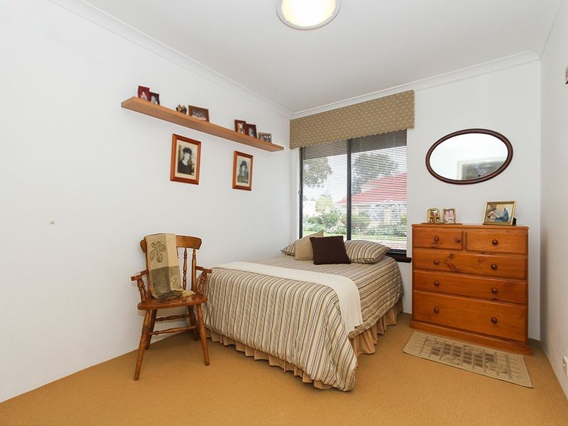 1 Ashridge Turn, Canning Vale WA 6155