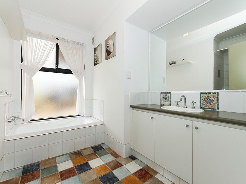 1 Ashridge Turn, Canning Vale WA 6155