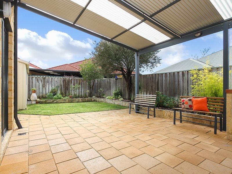 1 Ashridge Turn, Canning Vale WA 6155