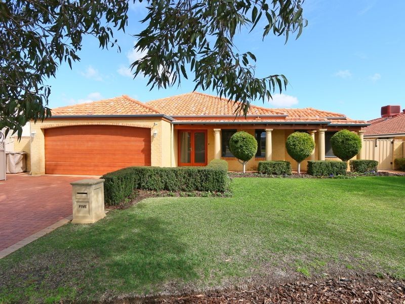 5 Atlantic Boulevard, Canning Vale WA 6155