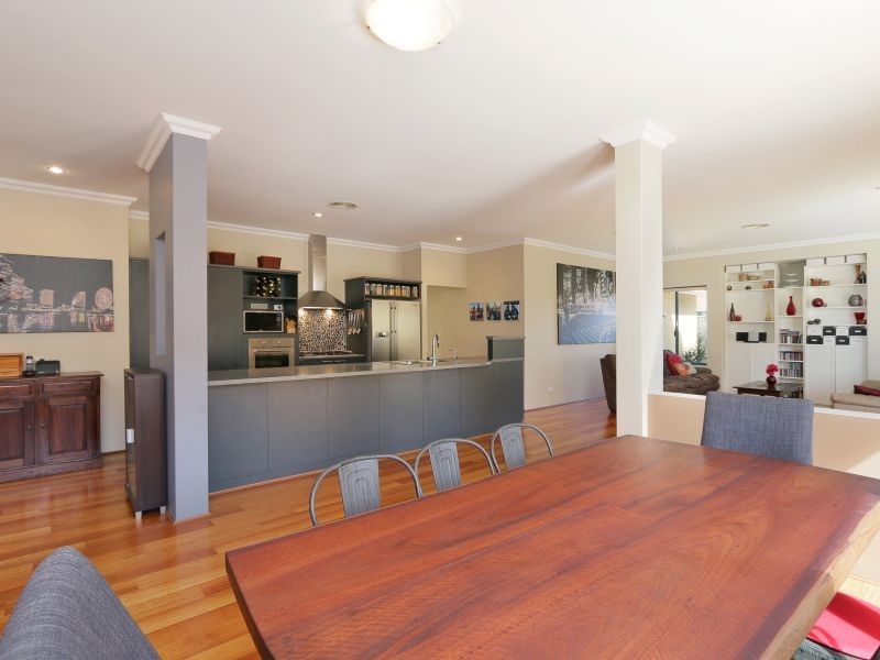 5 Atlantic Boulevard, Canning Vale WA 6155