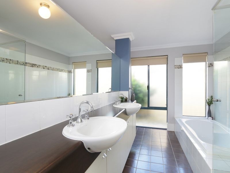 5 Atlantic Boulevard, Canning Vale WA 6155