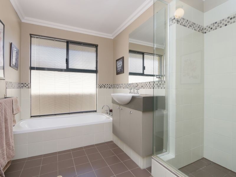 5 Atlantic Boulevard, Canning Vale WA 6155