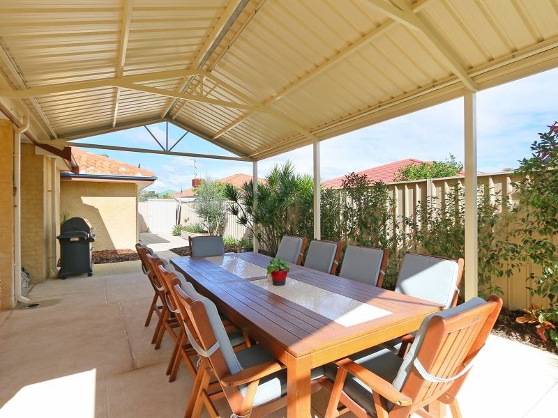 5 Atlantic Boulevard, Canning Vale WA 6155