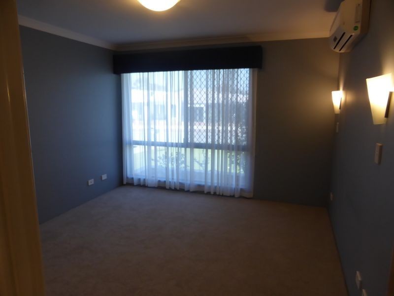73 Kellogg Drive, Piara Waters WA 6112