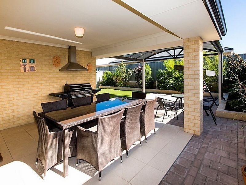 73 Kellogg Drive, Piara Waters WA 6112