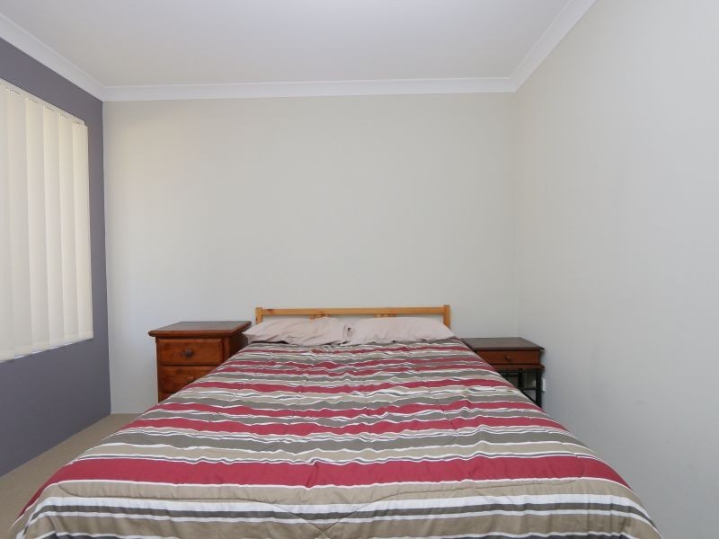 1/82 Spring Road, Thornlie WA 6108